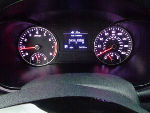 Used 2020 Kia Optima LX FWD image 38