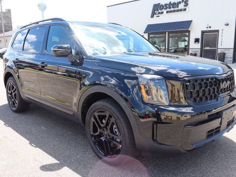 Used 2025 Kia Telluride EX X-Line AWD/4WD image 2
