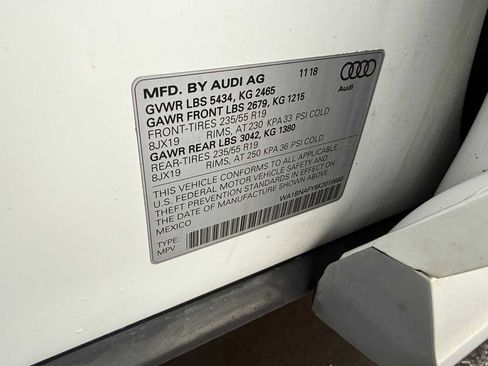 Used 2019 Audi Q5 2.0T Premium Plus w/ Premium Plus Package image 38