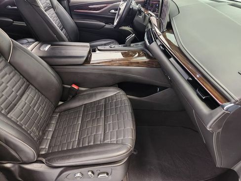 Used 2024 Cadillac Escalade Sport Platinum w/ LPO, ONYX Package AWD/4WD image 14