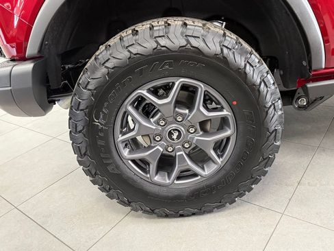 New 2025 Ford Bronco Badlands image 29