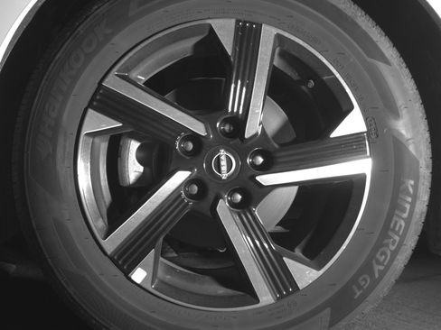 Used 2025 Nissan Sentra SV image 12