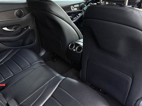 Used 2022 Mercedes-Benz GLC 300 4MATIC image 37