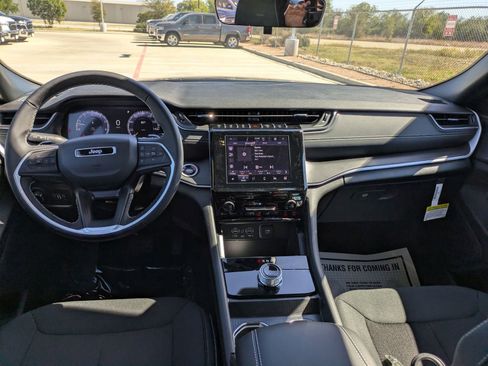 New 2025 Jeep Grand Cherokee L Laredo RWD image 15