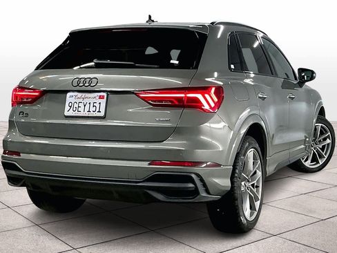 Used 2023 Audi Q3 2.0T Premium w/ Black Optic Sport Package image 15