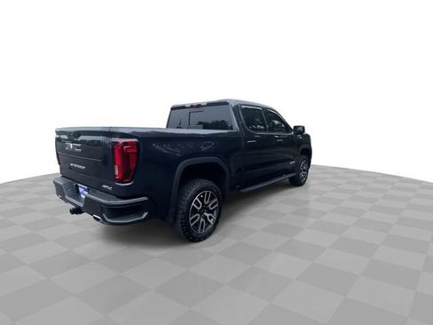Used 2024 GMC Sierra 1500 AT4 w/ Technology Package AWD/4WD image 8