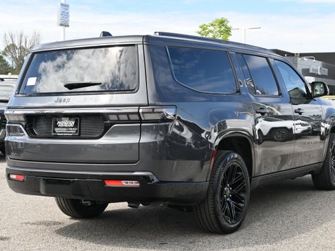 New 2026 Jeep Grand Wagoneer L Limited image 11