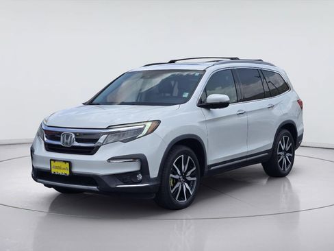 Used 2021 Honda Pilot Touring image 1
