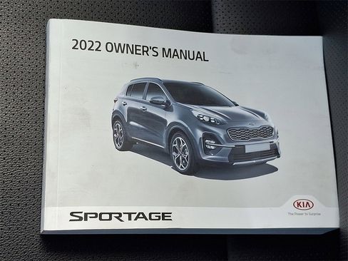 Used 2022 Kia Sportage Nightfall Edition image 27