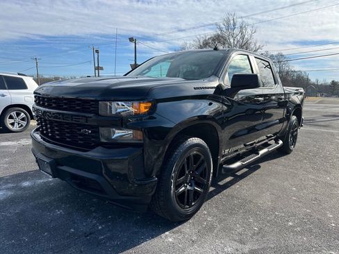 Used 2022 Chevrolet Silverado 1500 Custom w/ Rally Edition image 3