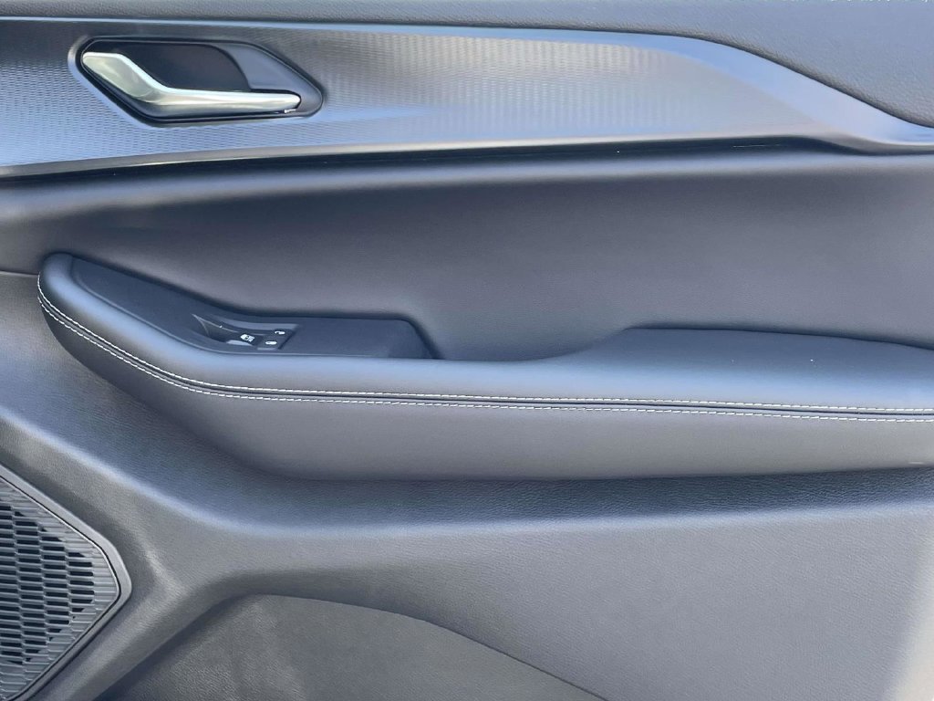 New 2027 Jeep Grand Cherokee Laredo X AWD/4WD image 17