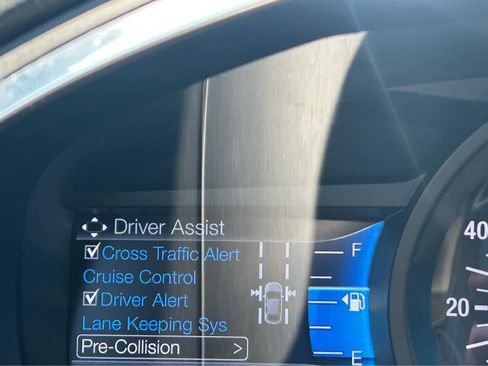 Used 2020 Ford Edge Titanium w/ Equipment Group 301A FWD image 32