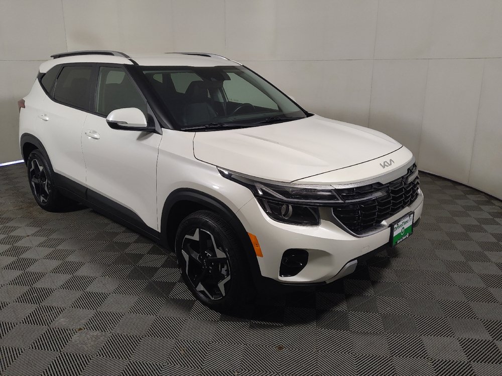 Used 2025 Kia Seltos S FWD image 11