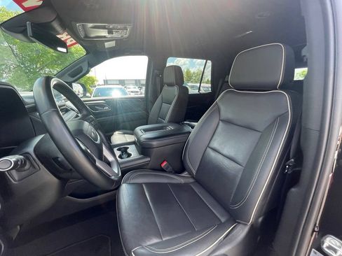 Used 2024 GMC Yukon SLT RWD image 21
