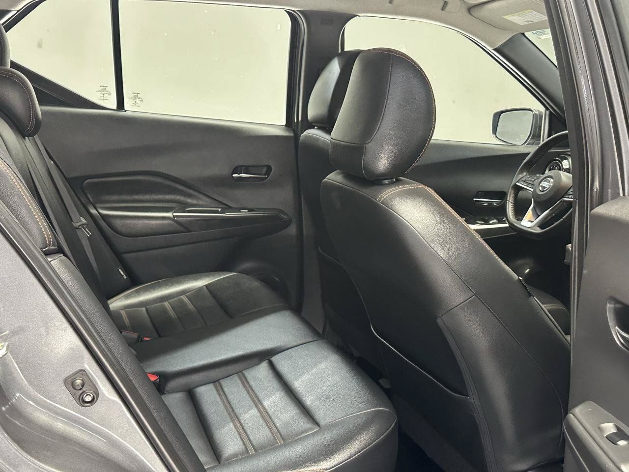 Used 2020 Nissan Kicks SR w/ SR Premium Package FWD image 14