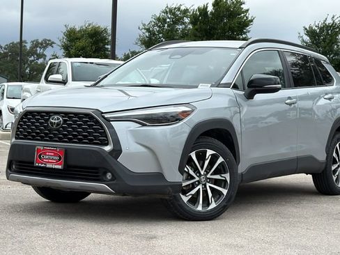 Certified 2025 Toyota Corolla Cross XLE AWD/4WD image 42