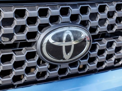 Used 2019 Toyota Tundra SR5 w/ TRD Sport Package image 17