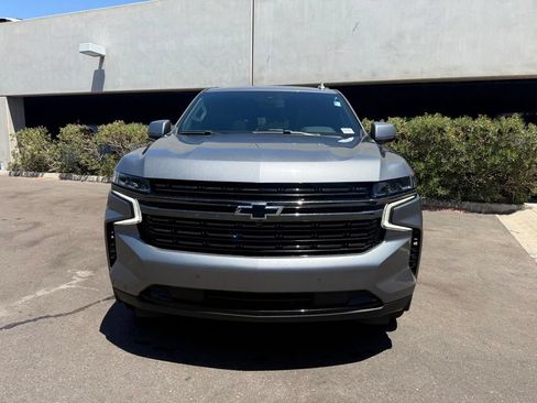 Used 2021 Chevrolet Suburban RST w/ Luxury Package AWD/4WD image 4