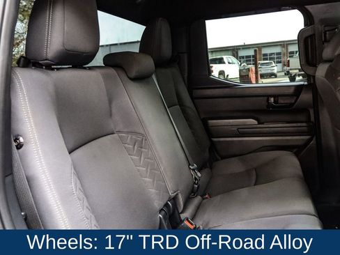 Used 2024 Toyota Tacoma TRD Off-Road image 17