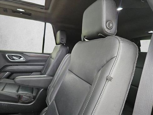 Used 2021 Chevrolet Tahoe Z71 w/ Z71 Signature Package AWD/4WD image 23