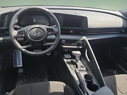 New 2026 Hyundai Elantra Sport FWD image 16
