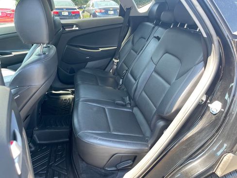 Used 2019 Hyundai Tucson Limited AWD/4WD image 16