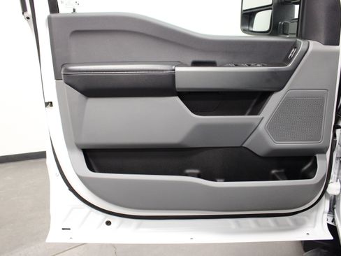 Used 2024 Ford F250 XLT w/ FX4 Off-Road Package AWD/4WD image 19