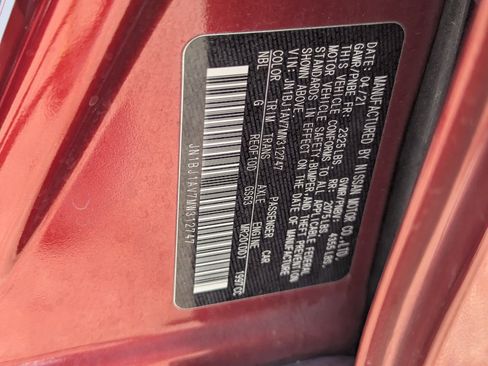 Used 2021 Nissan Rogue Sport S image 16