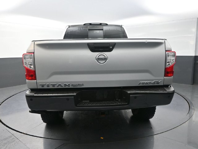 Used 2018 Nissan Titan PRO-4X w/ Pro-4x Convenience Package AWD/4WD image 7