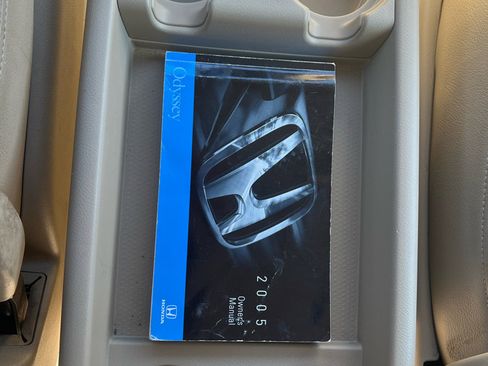 Used 2005 Honda Odyssey EX-L image 21