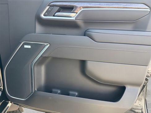 New 2026 Chevrolet Silverado 3500 LTZ w/ LTZ Plus Package image 9