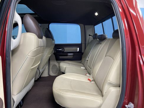 Used 2015 RAM 1500 Laramie w/ Convenience Group image 25