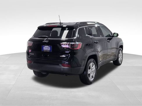 Certified 2022 Jeep Compass Latitude image 21