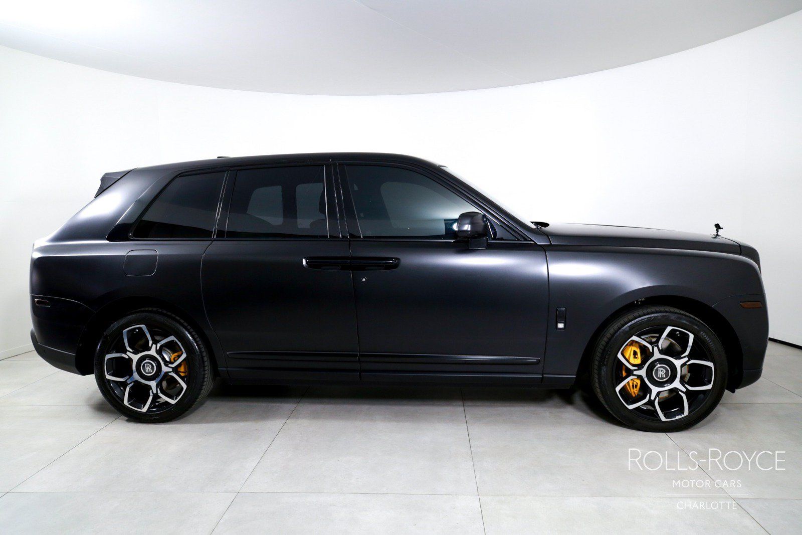 Used 2023 Rolls-Royce Cullinan AWD/4WD image 10