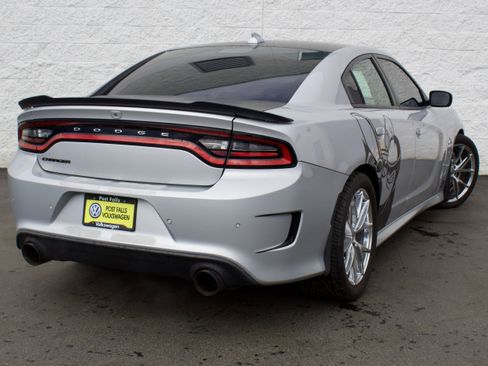 Used 2019 Dodge Charger Scat Pack w/ Dynamics Package RWD image 8