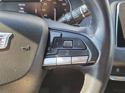 Certified 2021 Cadillac XT4 Premium Luxury w/ LPO, Radiant Package image 17