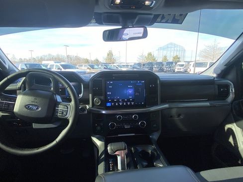 Certified 2025 Ford F150 Lariat w/ Equipment Group 501A Mid image 25