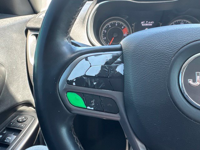 Used 2019 Jeep Cherokee Latitude Plus w/ Cold Weather Group FWD image 20