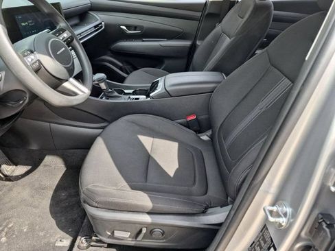 Used 2025 Hyundai Tucson SEL FWD image 24