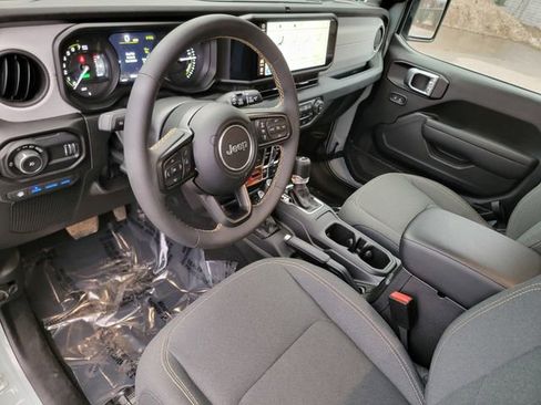 Certified 2024 Jeep Wrangler Willys 4xe image 19
