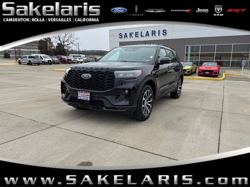 Certified 2025 Ford Explorer ST-Line AWD/4WD image 1