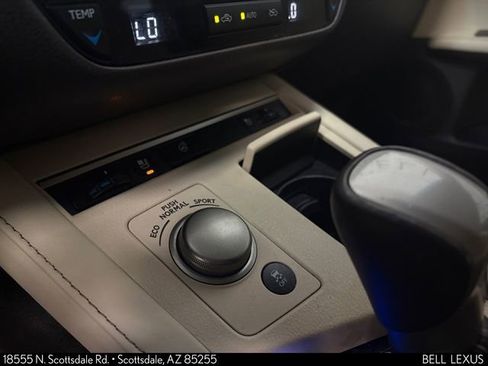 Used 2016 Lexus ES 350 w/ Navigation System Package FWD image 19