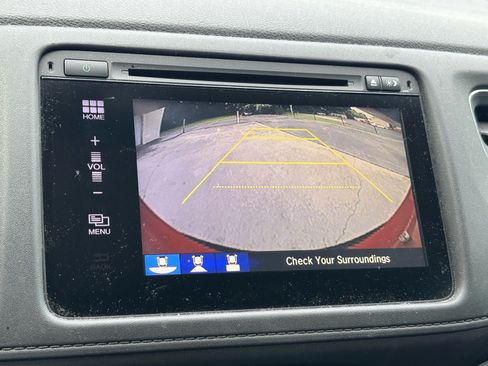 Used 2017 Honda HR-V EX-L image 11