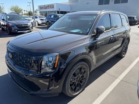 Used 2021 Kia Telluride EX w/ EX Premium Package AWD/4WD image 2