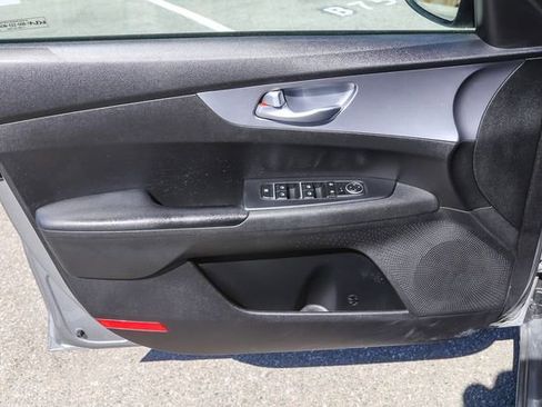 Used 2023 Kia Forte LXS w/ LXS Technology Package image 20