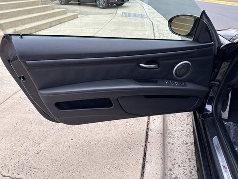 Used 2013 BMW M3 Convertible image 15