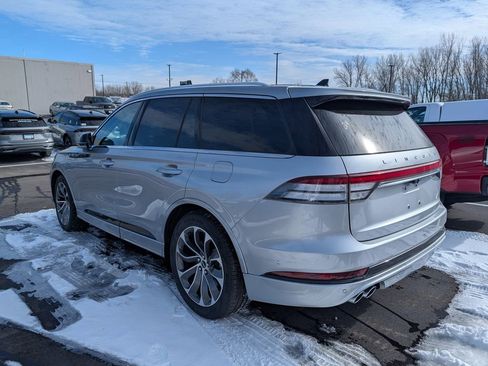 Used 2021 Lincoln Aviator Grand Touring w/ Equipment Group 302A image 2