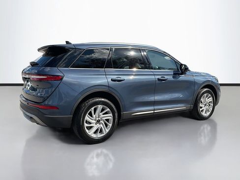 Used 2022 Lincoln Corsair Standard image 4