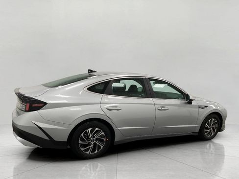 New 2026 Hyundai Sonata Blue image 2