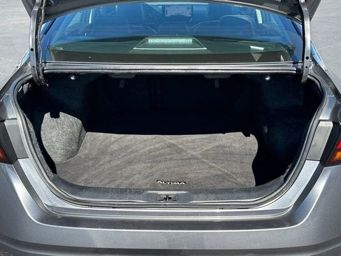 Used 2023 Nissan Altima 2.5 SL FWD image 34